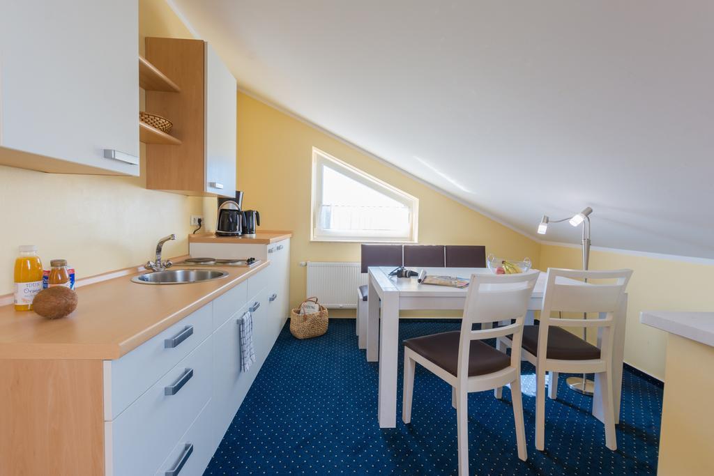 Haffidyll Garni Hotel Rerik Ngoại thất bức ảnh