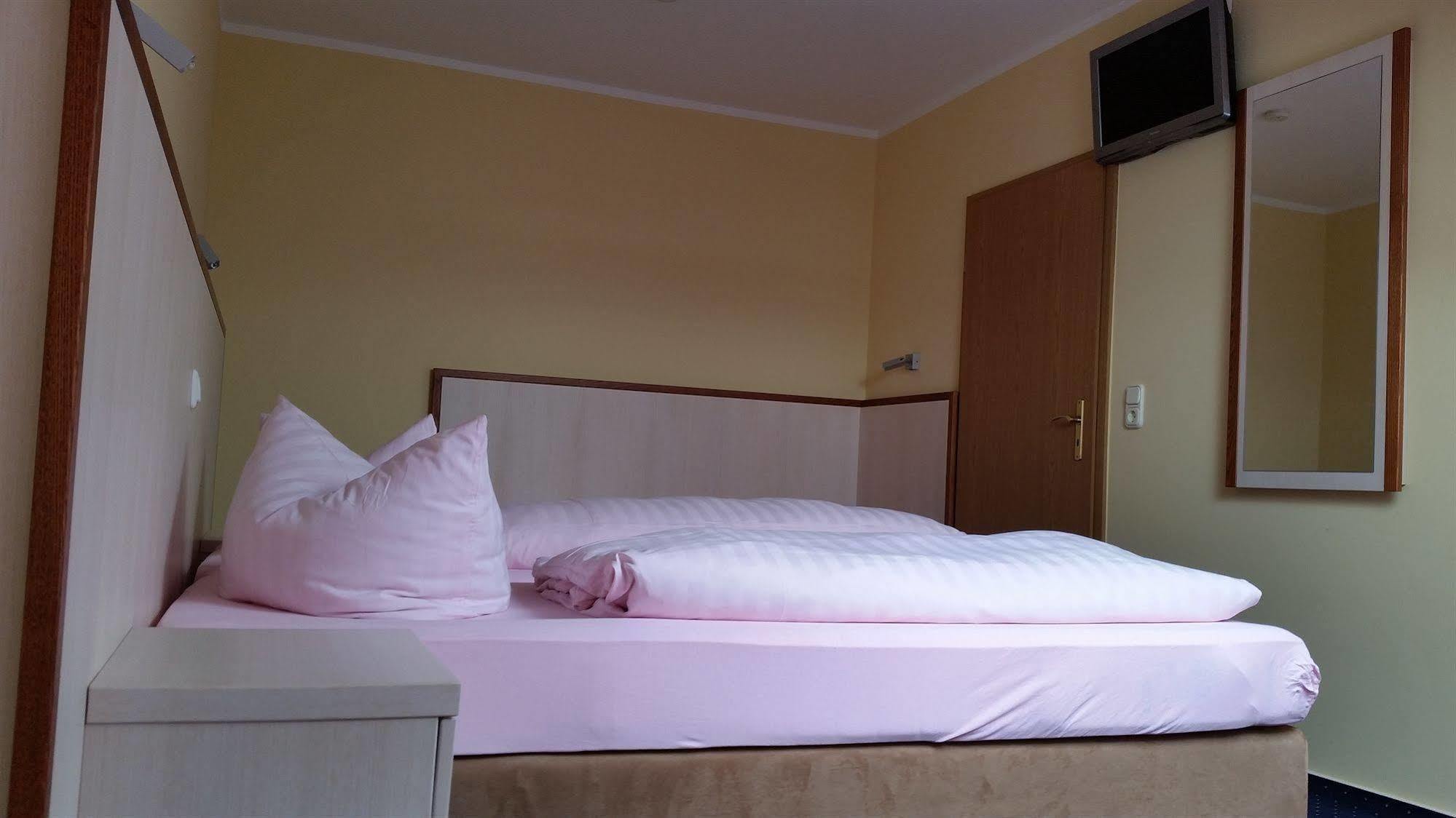 Haffidyll Garni Hotel Rerik Ngoại thất bức ảnh
